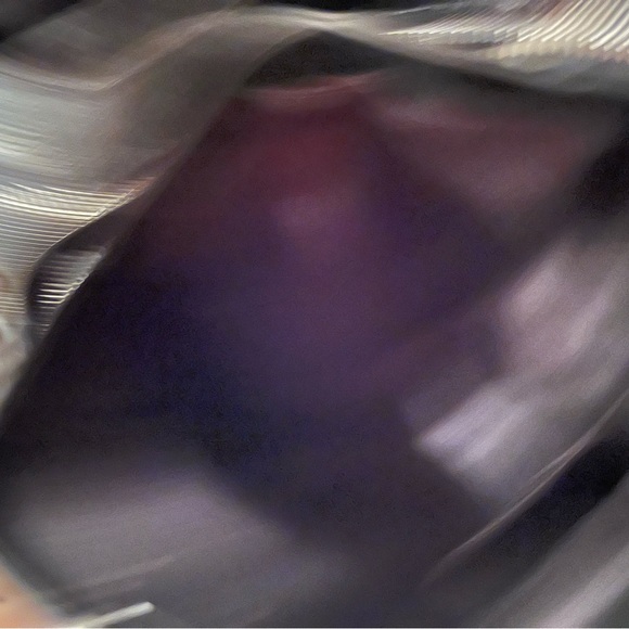 Black leather handbag by Vince Camuto - Picture 6 of 7